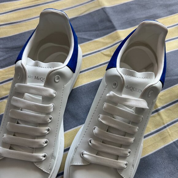 Alexander Mcqueen Oversized Low-Top Sneakers - Picture 7 of 11